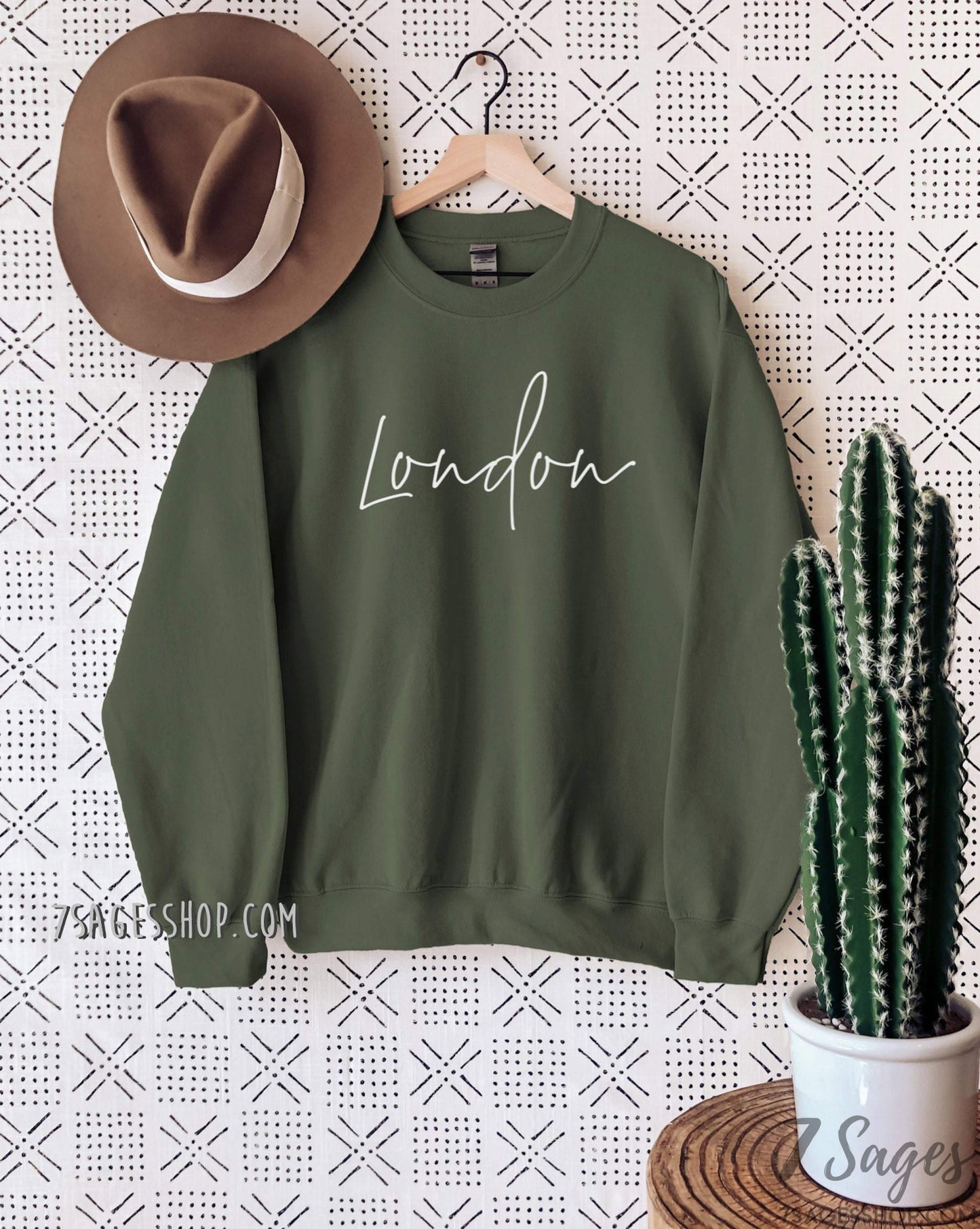 London Sweatshirt London Cursive Script Crewneck England Sweatshirt London Shirt London Sweater London Gift UK Sweatshirt
