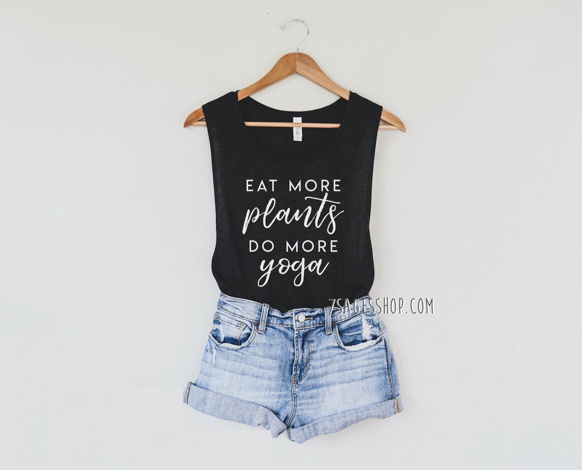 Eat More Plants Do More Yoga Muscle Tank Top – 7 Sages™